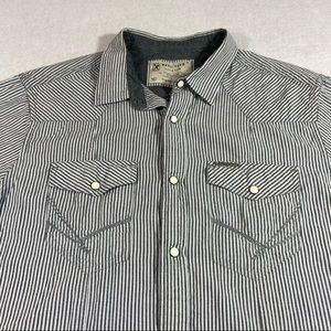 Marc Ecko Shirt Mens Medium Pearl Snap Button Shirt Short Sleeve Front Pockets